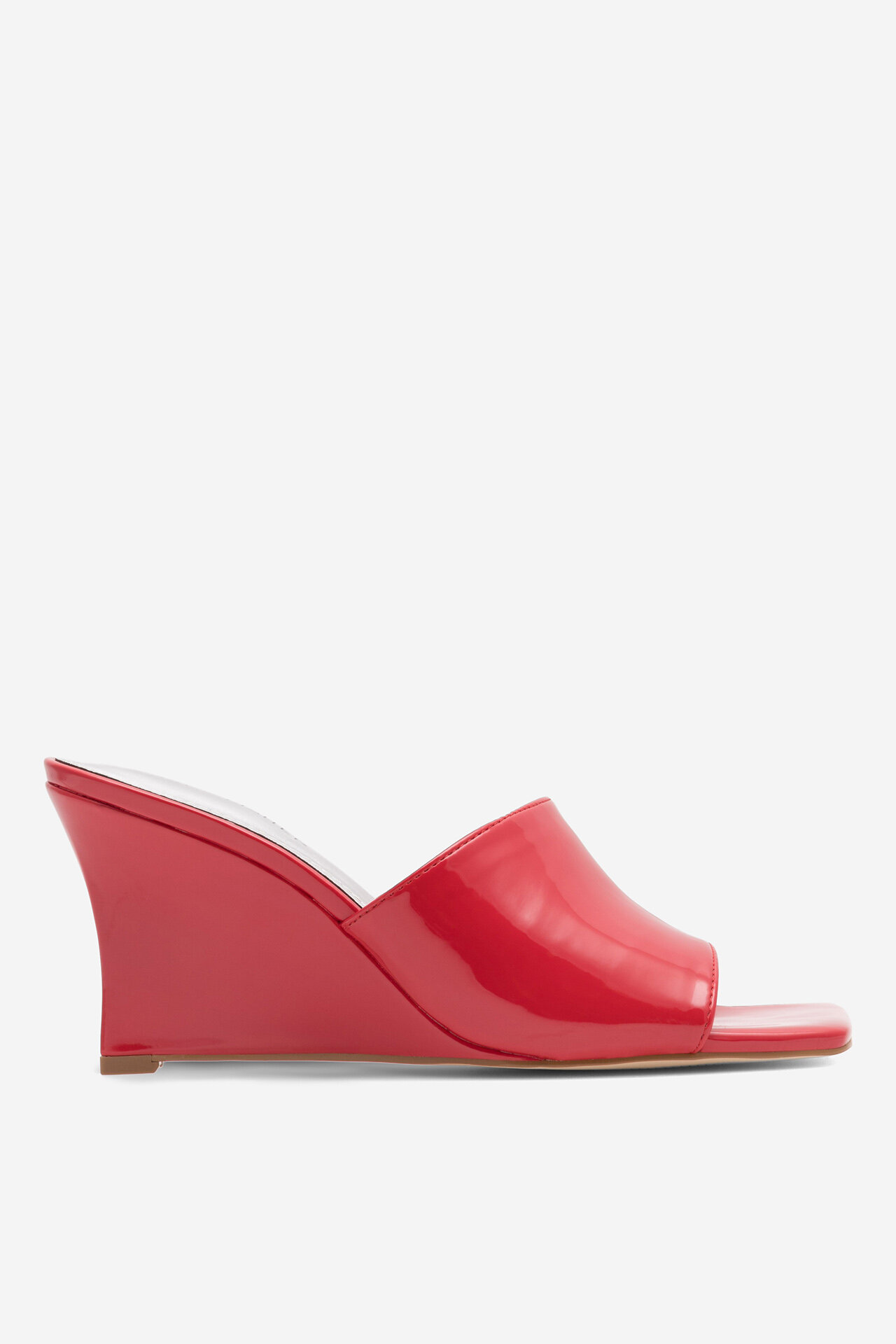 Klapki MARC FISHER F-ROLLO MRE01 Czerwony - CCC.eu