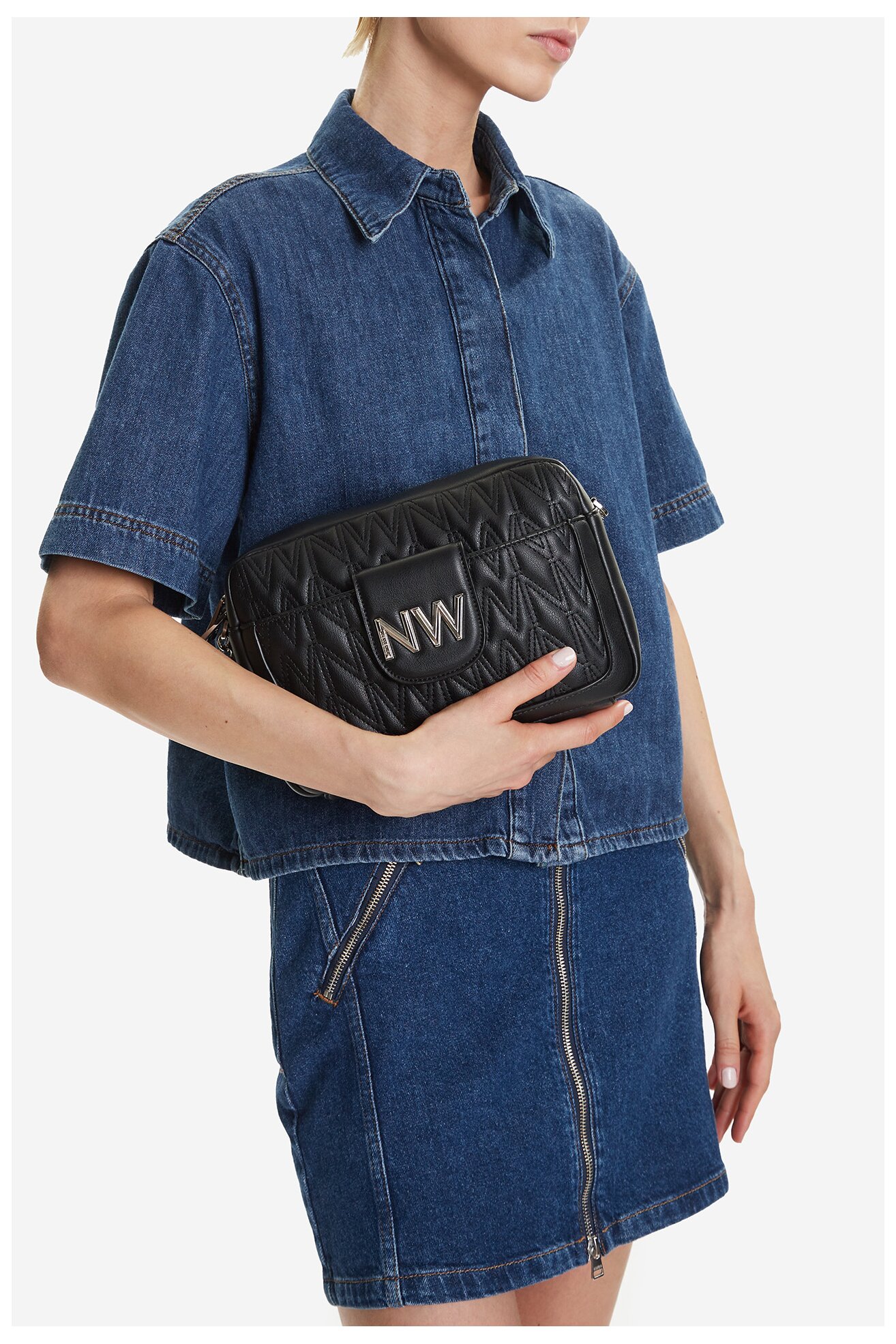 Kézitáska NINE WEST CEO-ASTORIA-ALLURE-01-LX10166 FEKETE