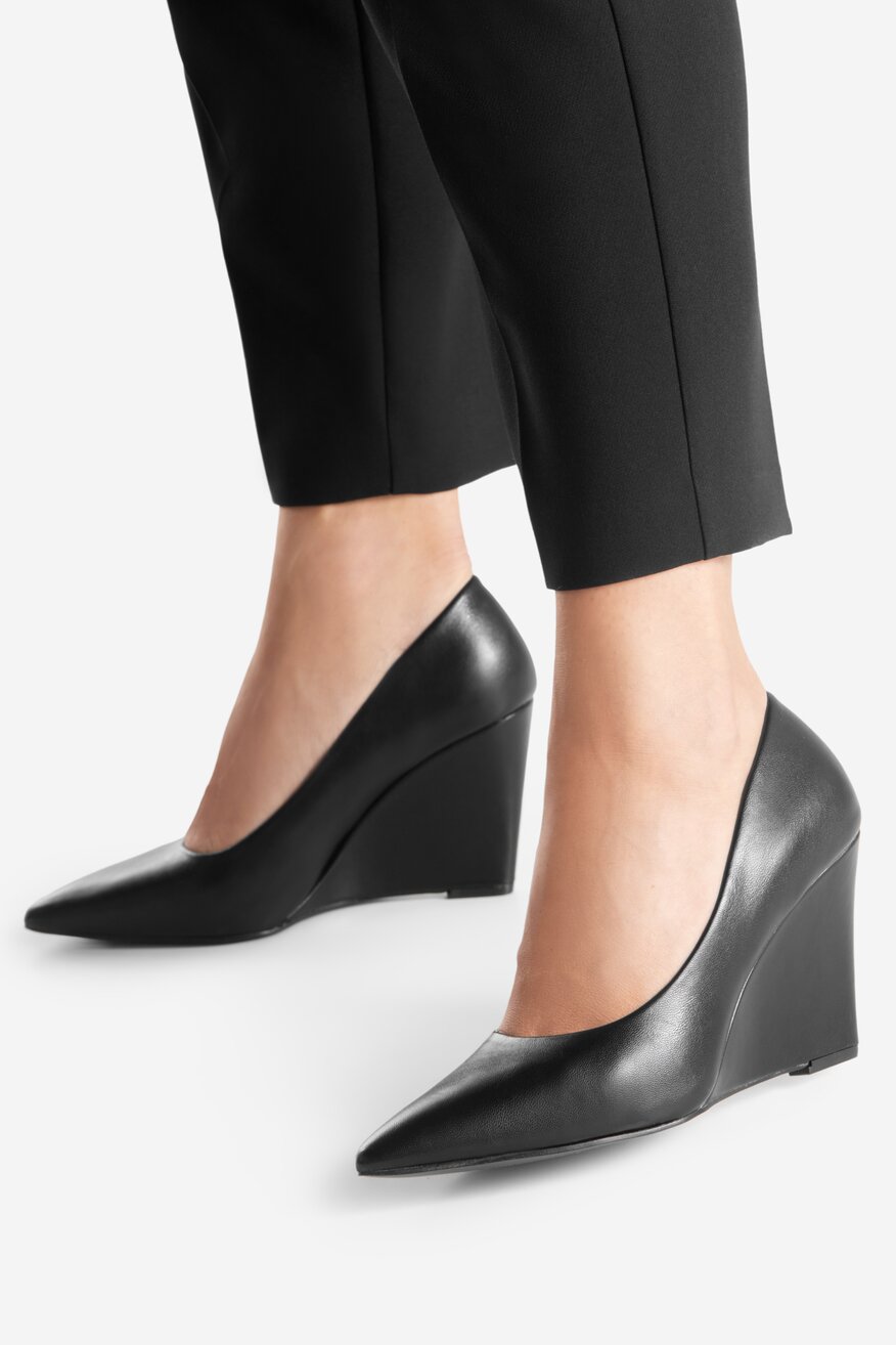 
                Jenny Fairy - Czółenka na koturnie - 5905588705673