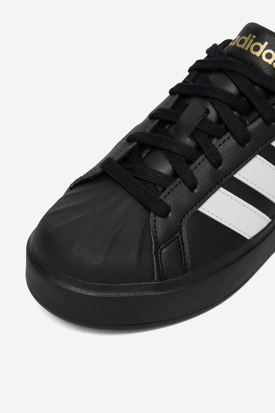 
                Спортни обувки adidas ЧЕРЕН - 5906751467794