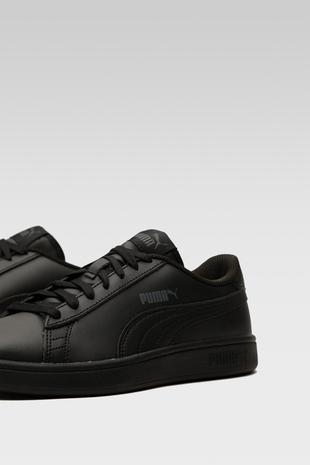 Obuwie sportowe Puma SMASH V2 L JR 36517001 Czarny