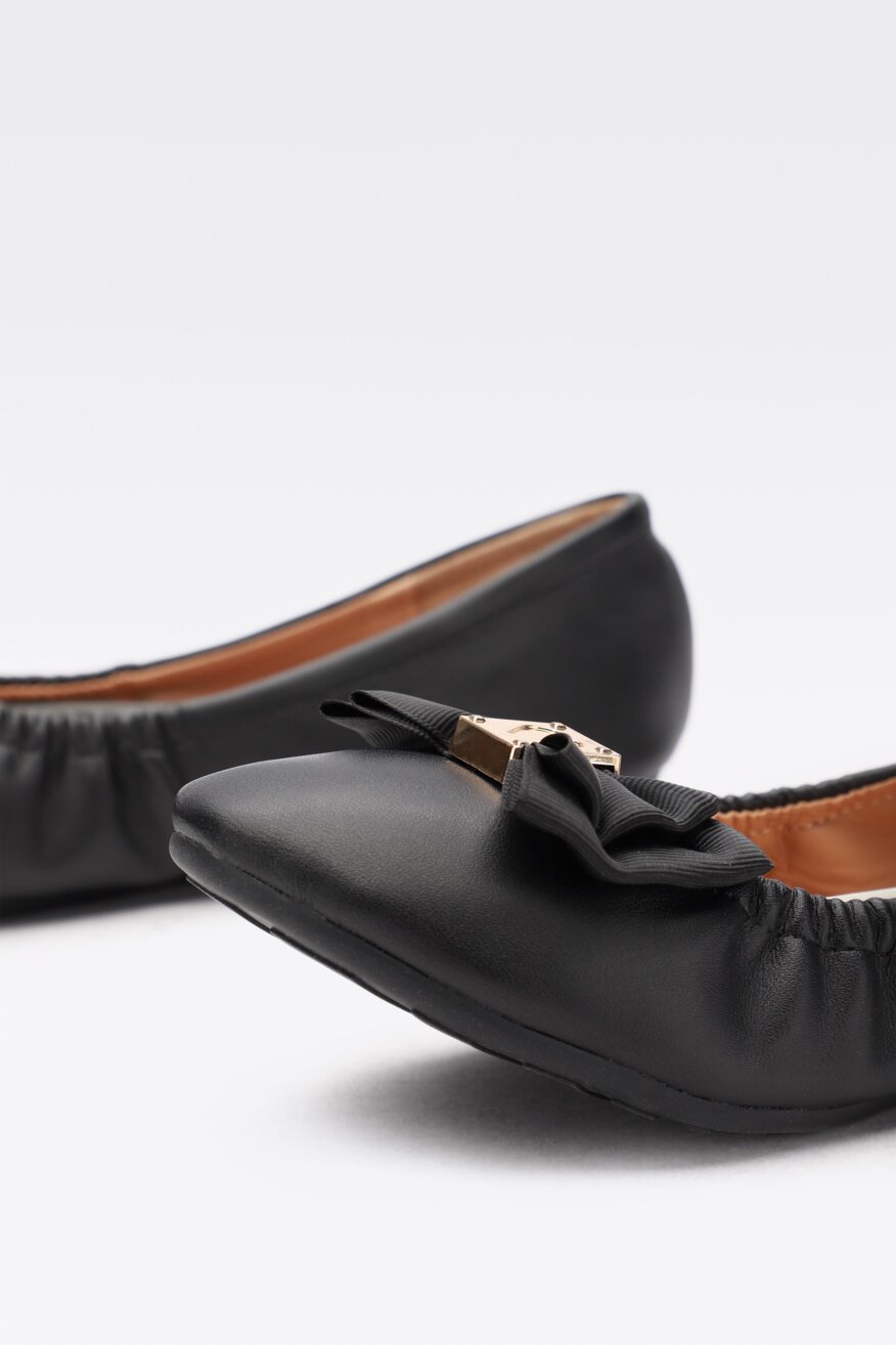 Bassano - Baleriny z aplikacją czarne - 5903698379043