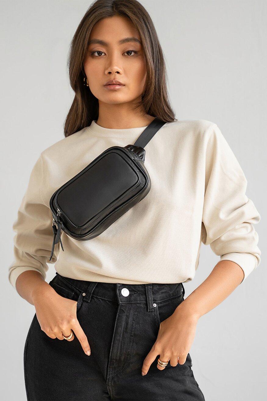 DeeZee - Saszetka nerka czarna - 5904862376035