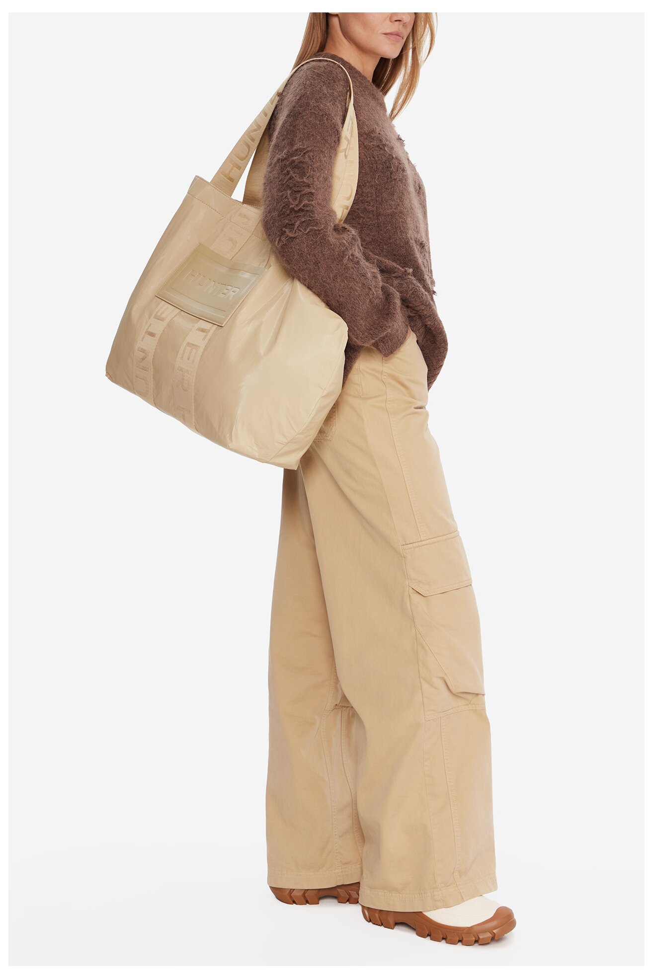 Kézitáska HUNTER C-HTR-K-014-06 BÉZS