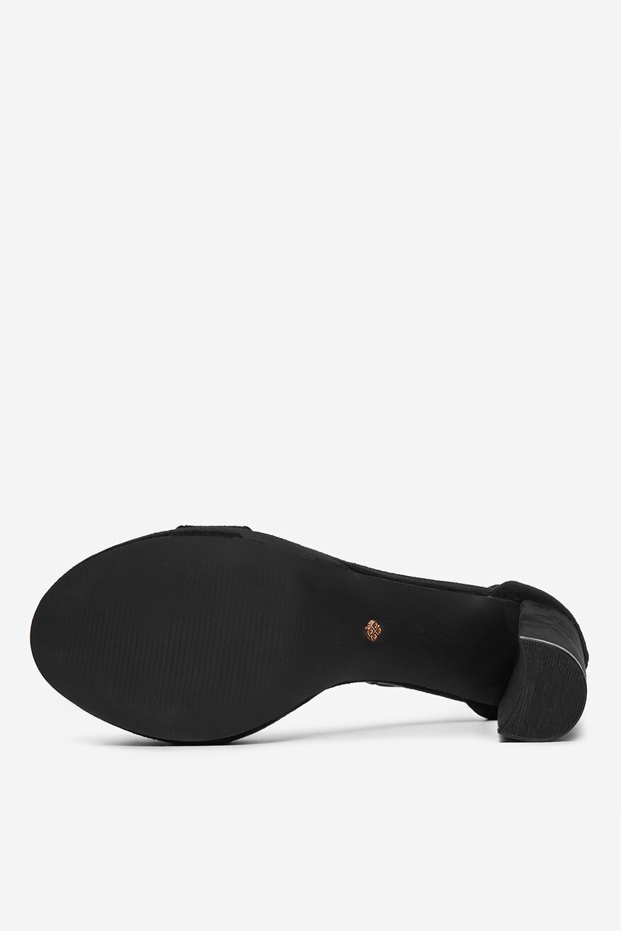 
                Сандалі DeeZee ЧОРНИЙ - 5906751114933