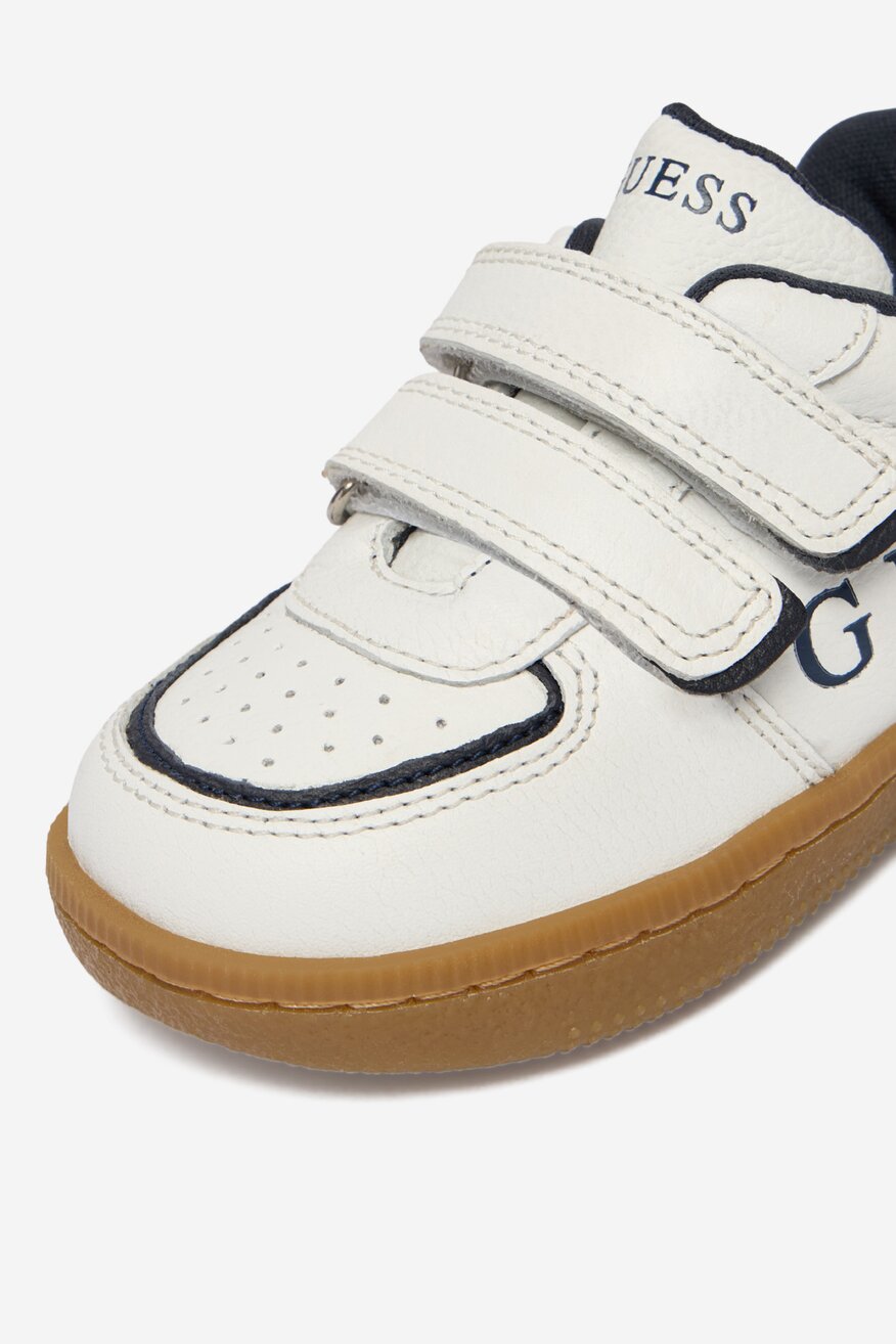 
                Кросівки GUESS KIDS БІЛИЙ - 5906751803547
