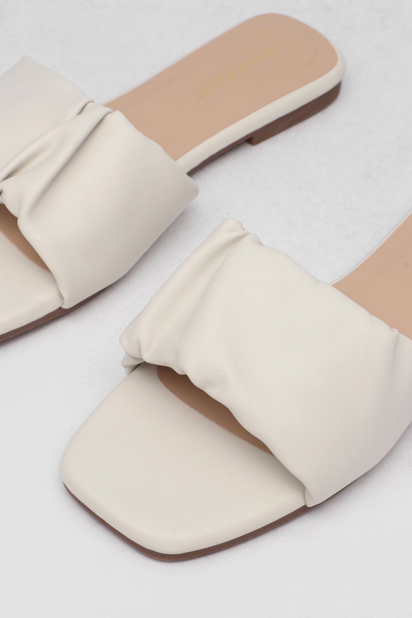 Klapki Jenny Fairy WS5529-02 Biały