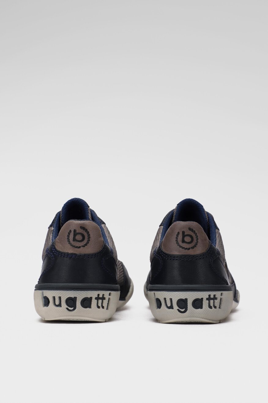 Bugatti - Skórzane półbuty granatowe - 5903698251431