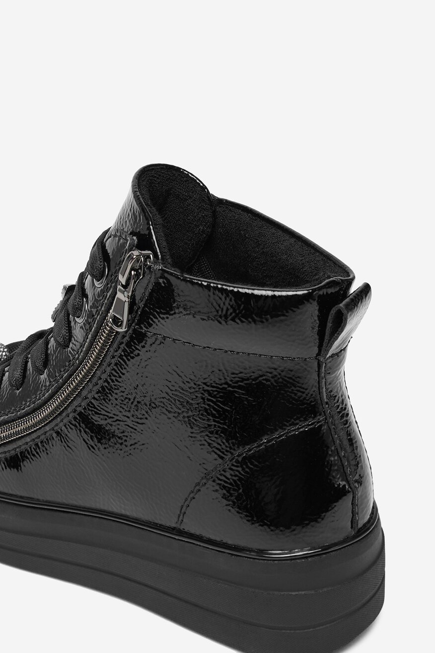 
                Csizma Remonte FEKETE - 2230083221841