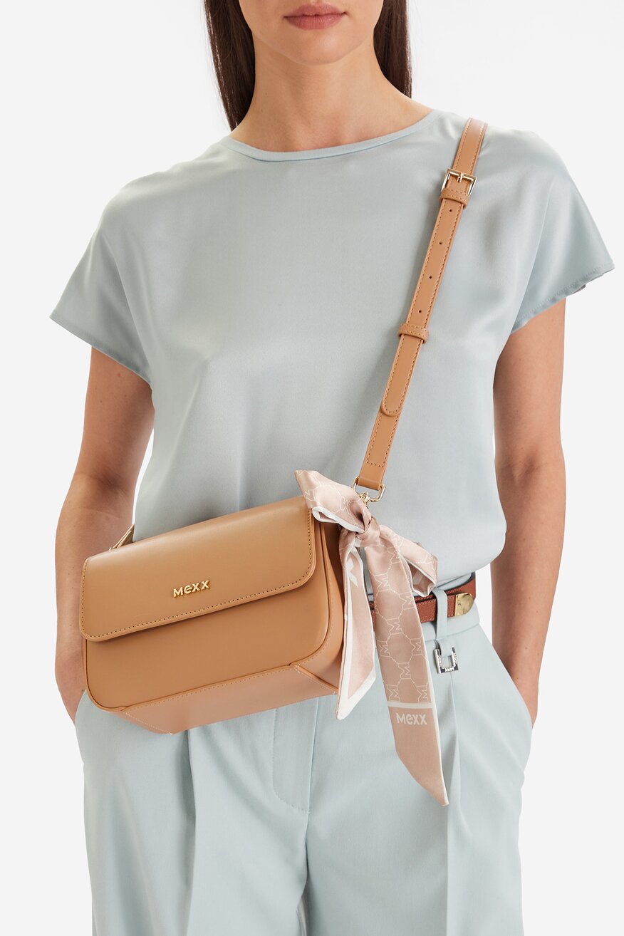 
                Kézitáska Mexx BÉZS - 5906751562871