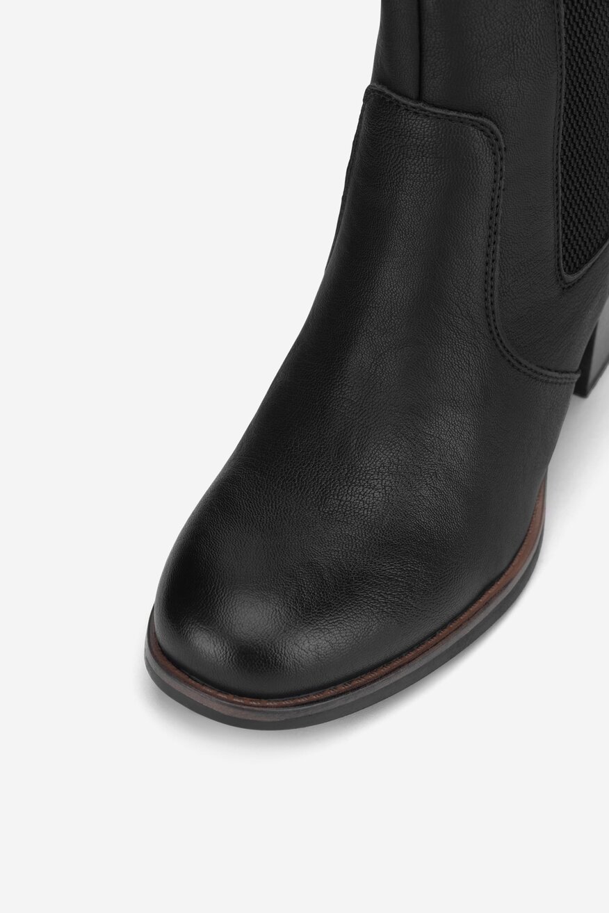 
                        Kratke čizme Clara Barson CEO-WS15221-02 CRNA - 5906751384701