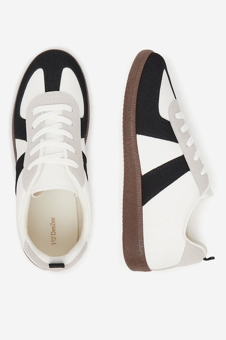 
                Tornacipő DeeZee FEKETE - 5904410883893