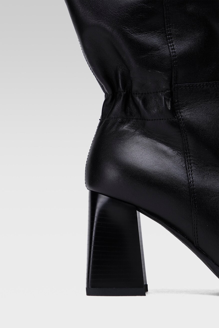 Lasocki - Skórzane kozaki czarne - 5904248098629