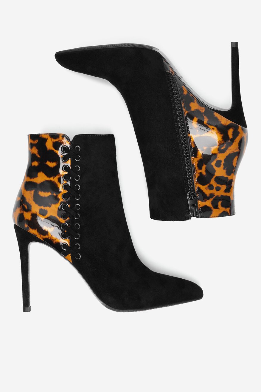 
                Bokacsizma EVA MINGE FEKETE - 5905588988137