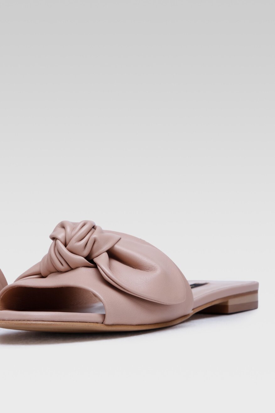 Gino Rossi - Skórzane klapki pastelowe - 5903698504940