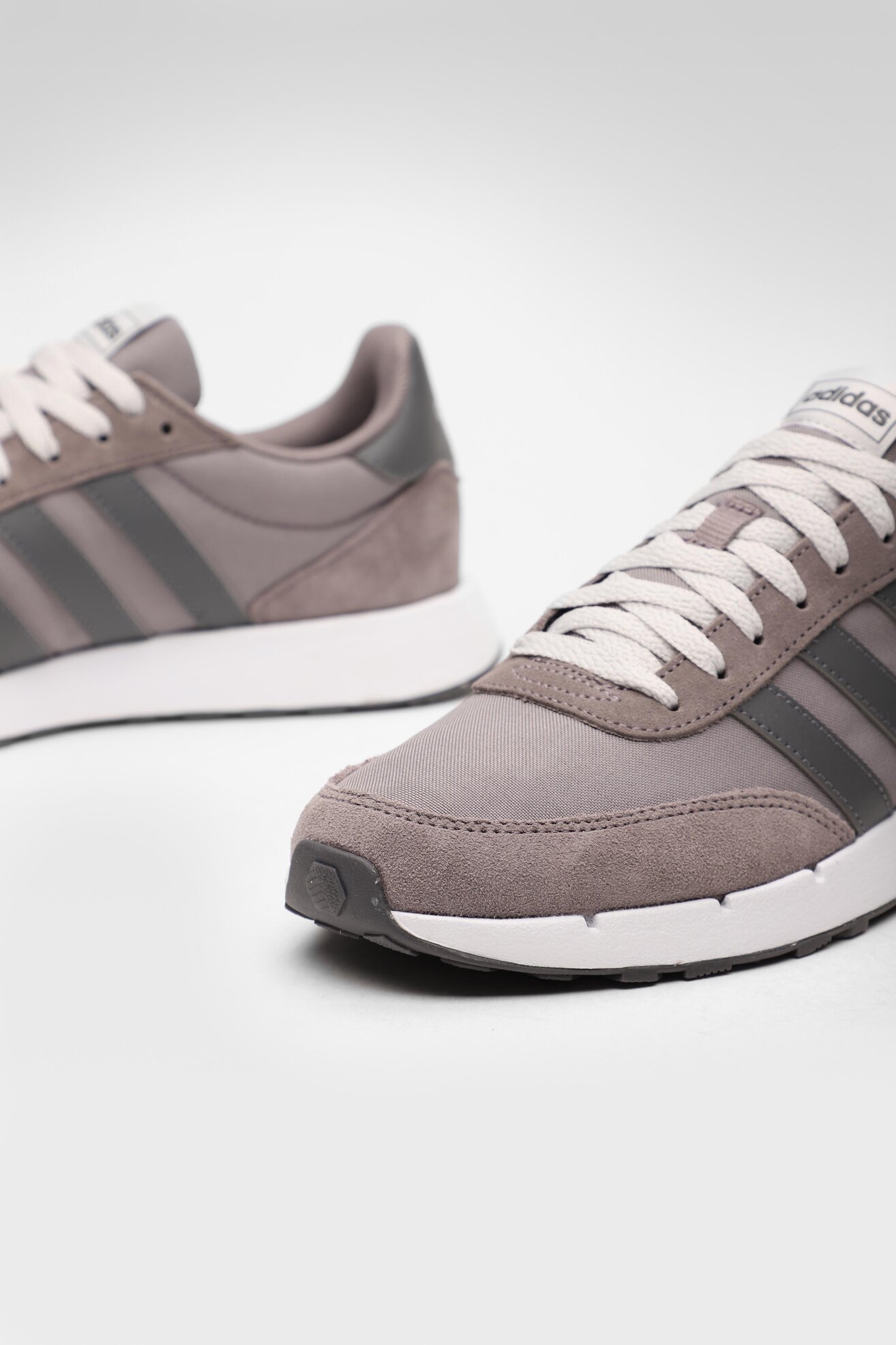Obuwie sportowe adidas RUN 60S 2.0 H00352 Szary