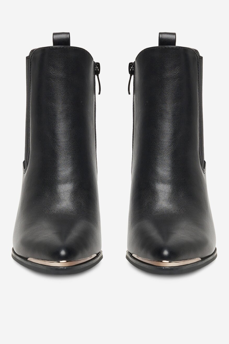 
                Боти DeeZee ЧЕРЕН - 5904410915341