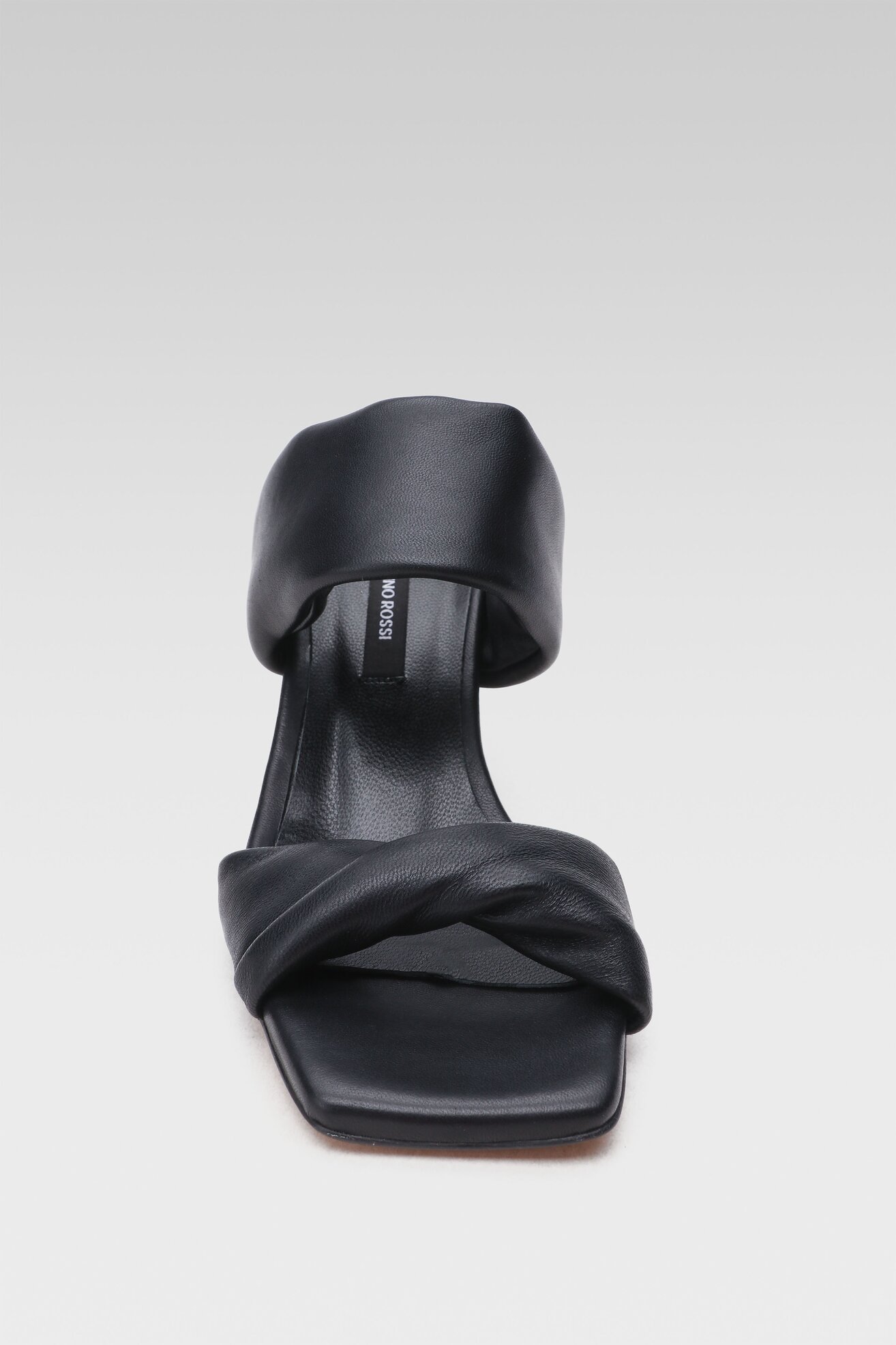 Klapki Gino Rossi 22903 Czarny