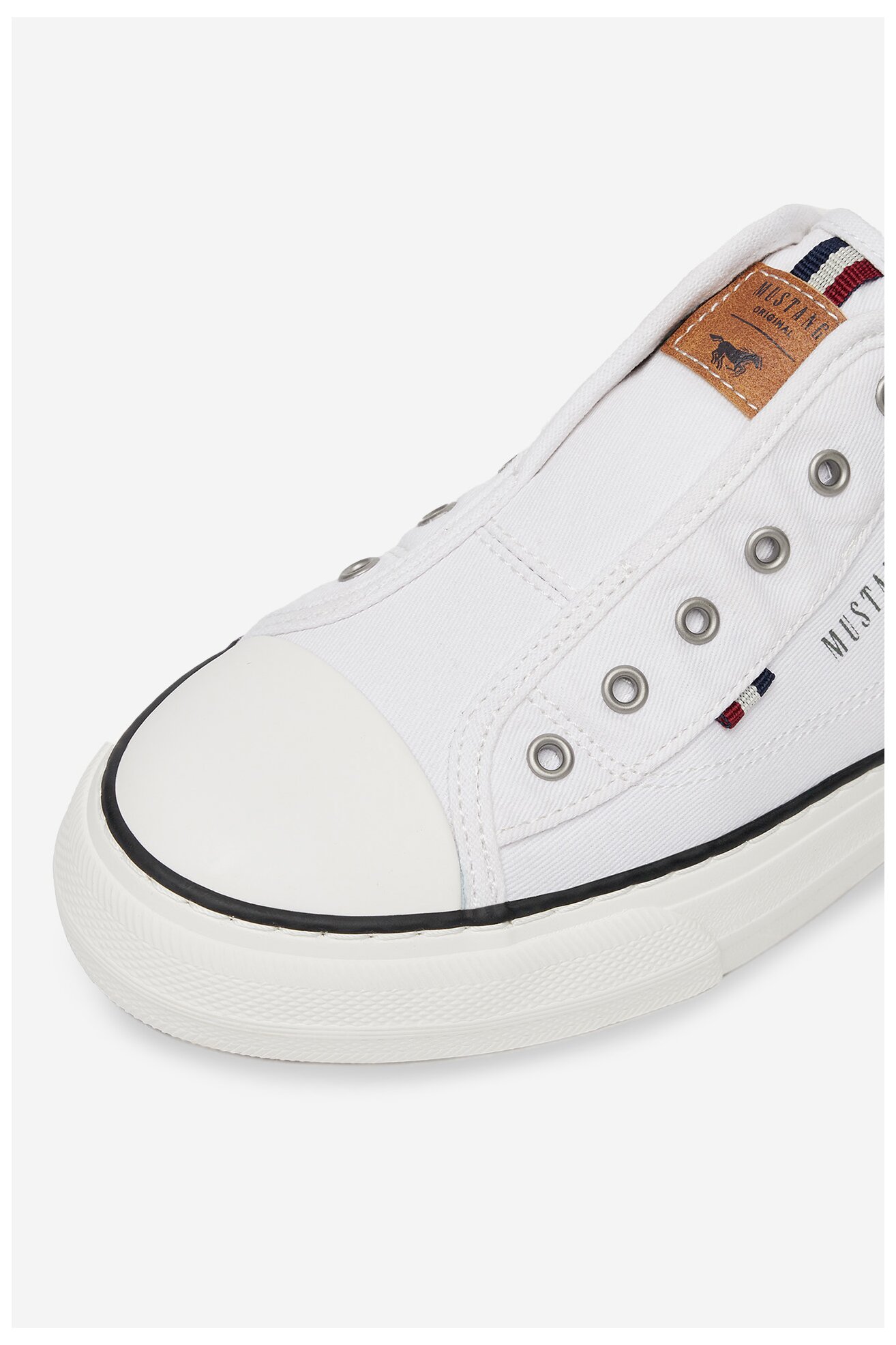 Plátěná obuv Mustang 1272-402 BÍLÁ