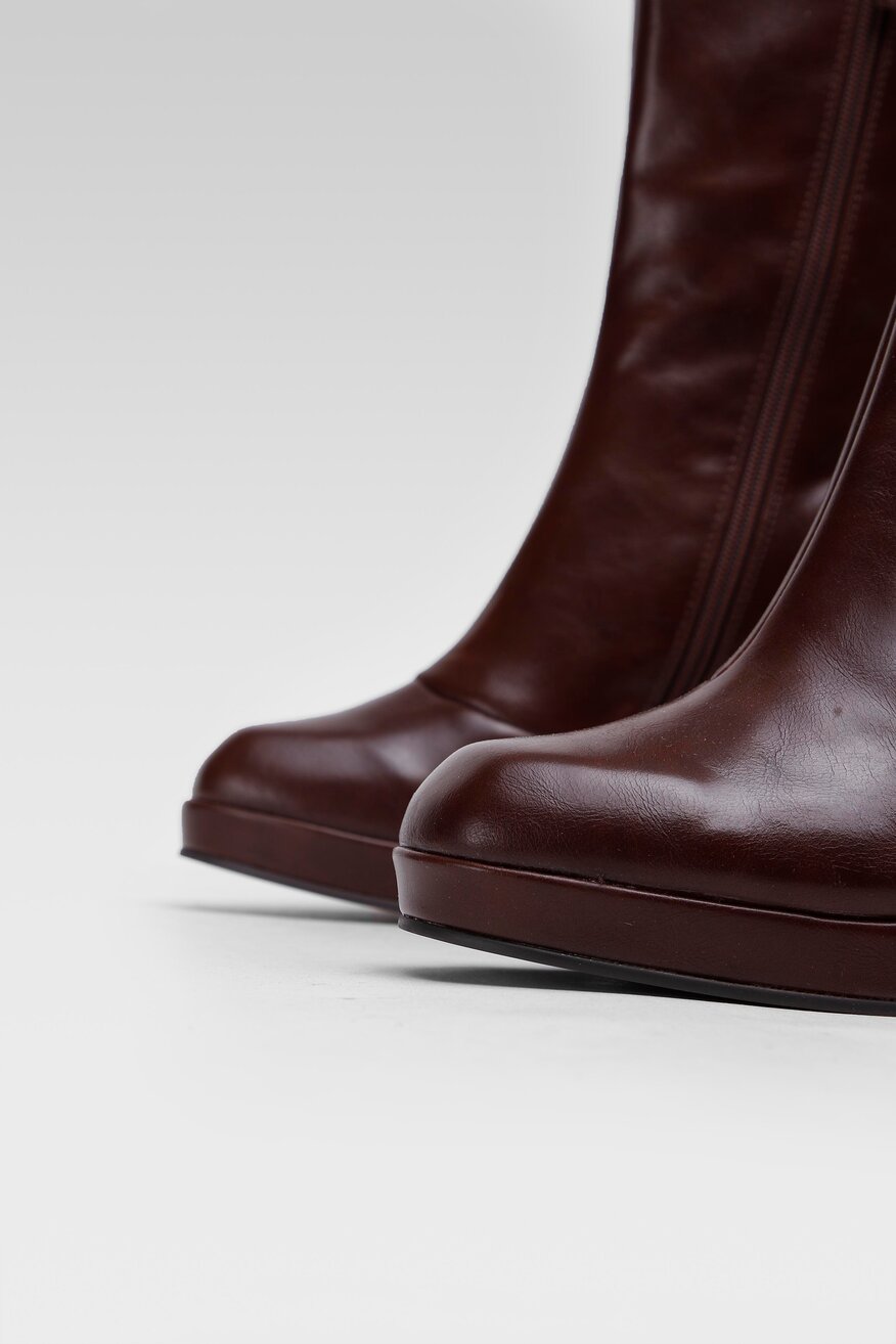 
                Jenny Fairy - Botki brązowe z suwakiem - 5904248154080