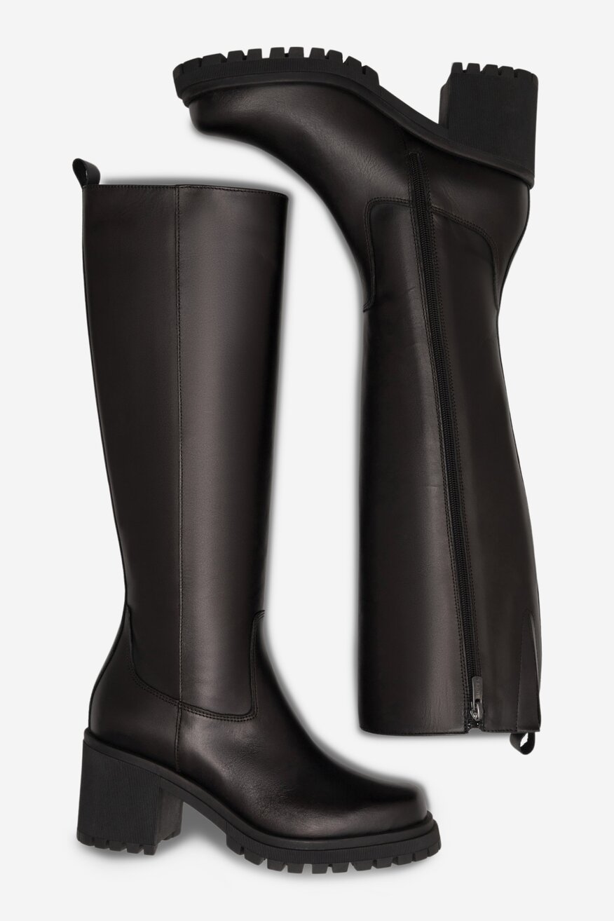 
                Csizma Badura FEKETE - 5905588844624