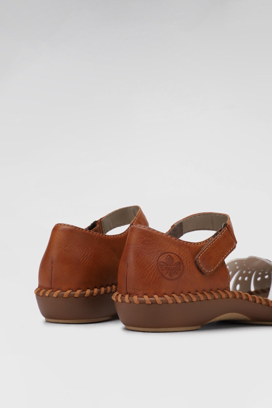 
                Rieker - Skórzane sandały ażurowe - 5903698627106