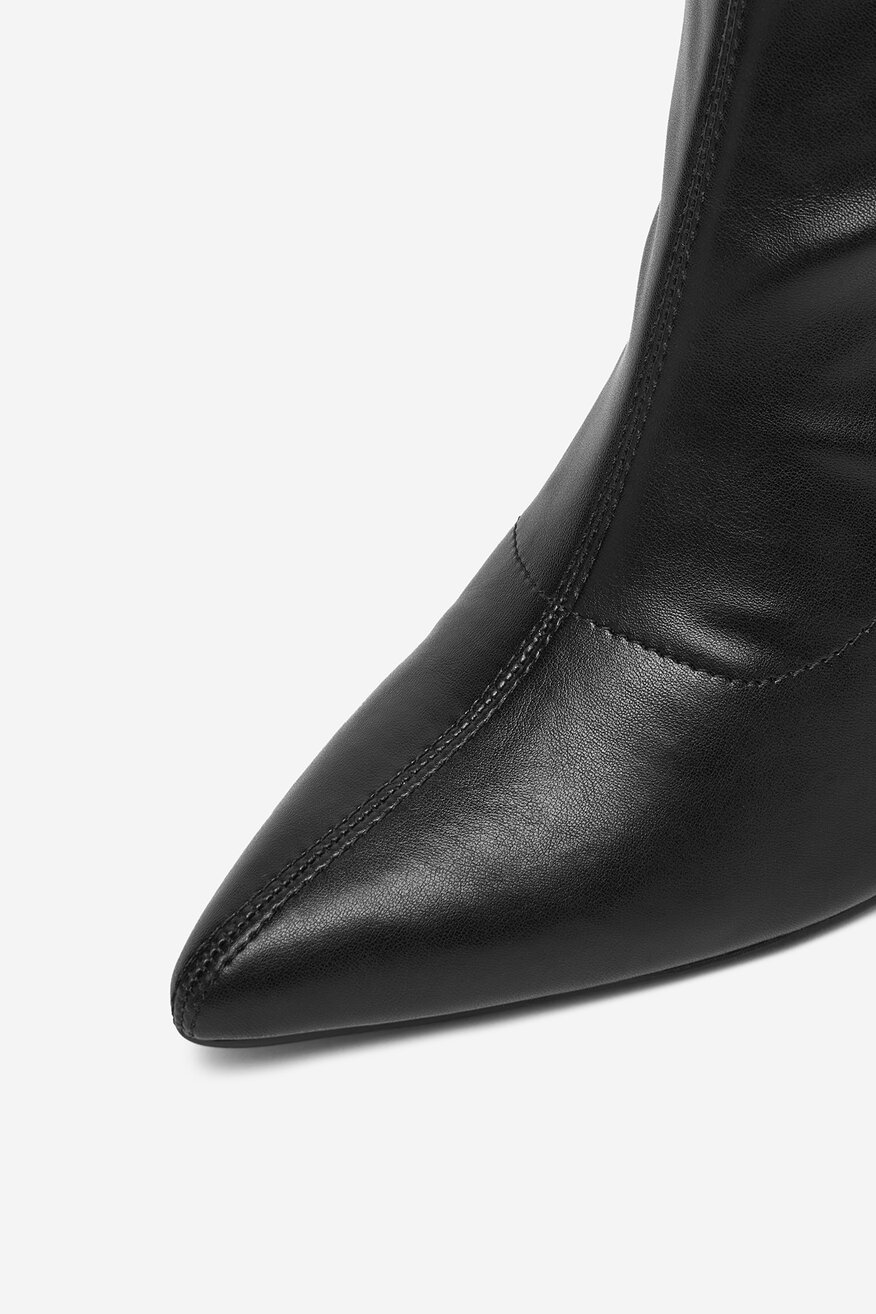 
                Ботильйони DeeZee ЧОРНИЙ - 5904410906691