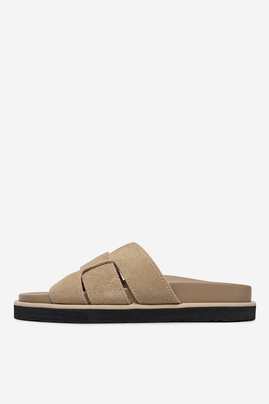 
                Шльопанець Gino Rossi БЕЖЕВИЙ - 5906751926994