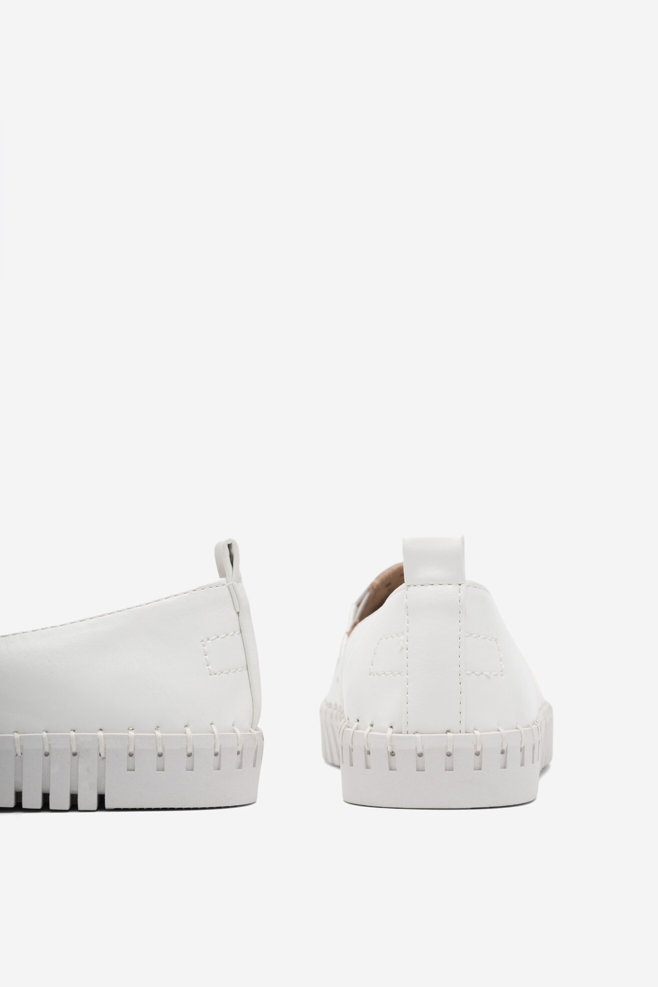 Félcipő Go Soft WENDY WSS20692-01 FEHÉR