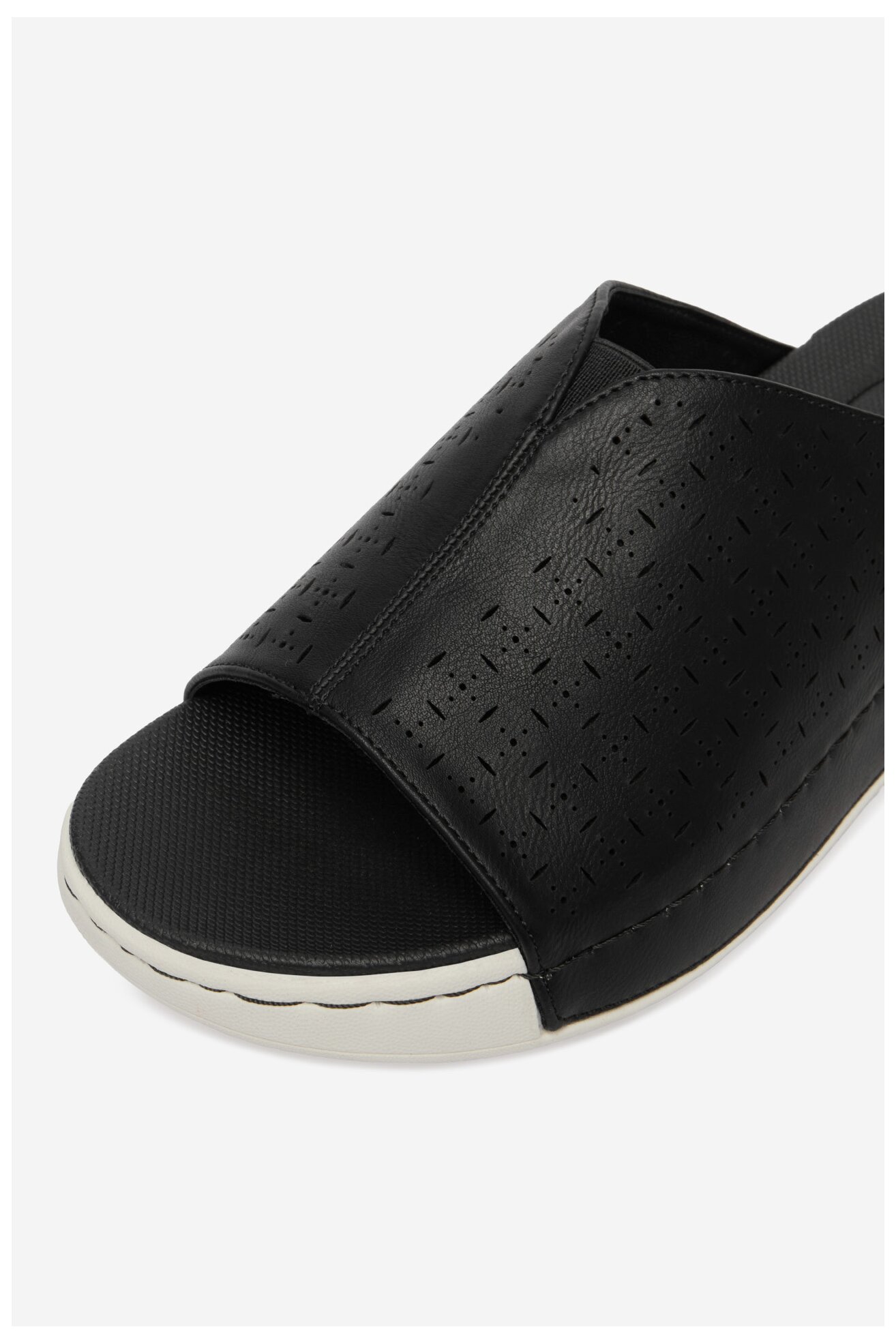 Шльопанець Go Soft CEO-R26SS02248 ЧОРНИЙ