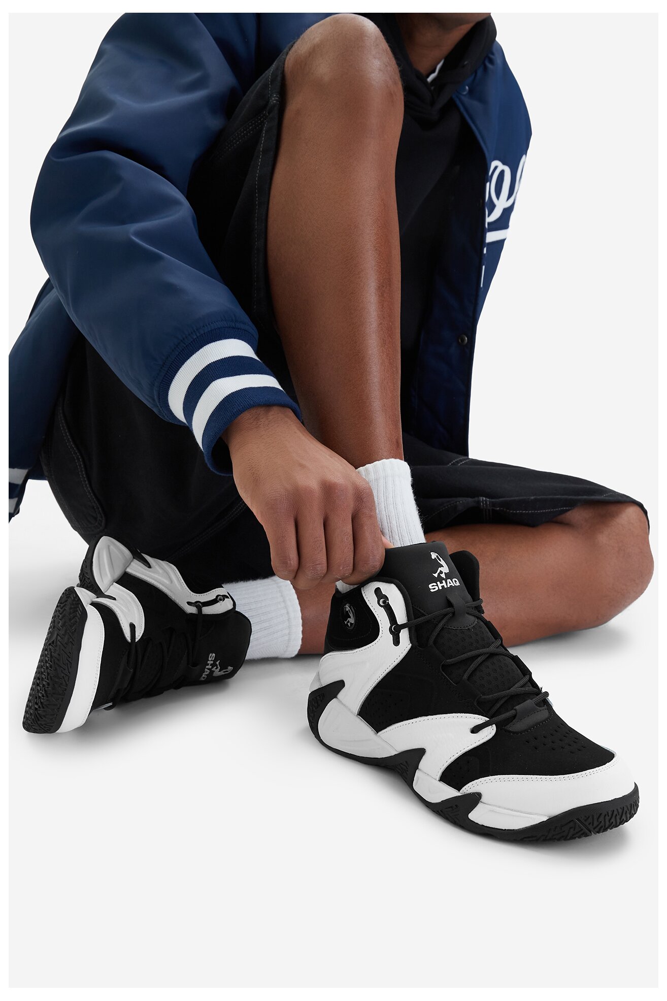 Спортни обувки SHAQ CEO-DEVASTATOR AQ95010M-BW ЧЕРЕН