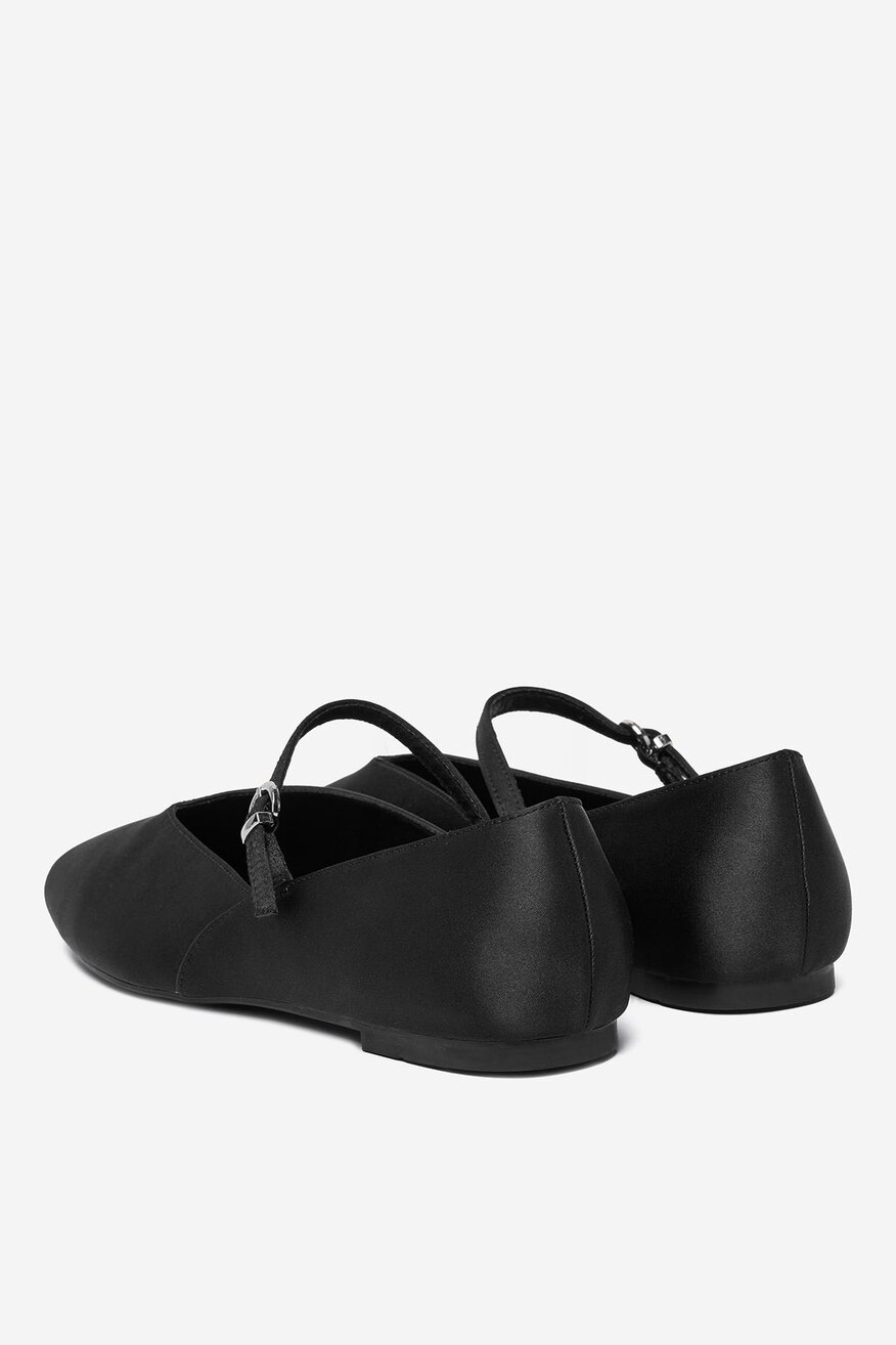 
                Балетки Jenny ЧОРНИЙ - 5906751634073