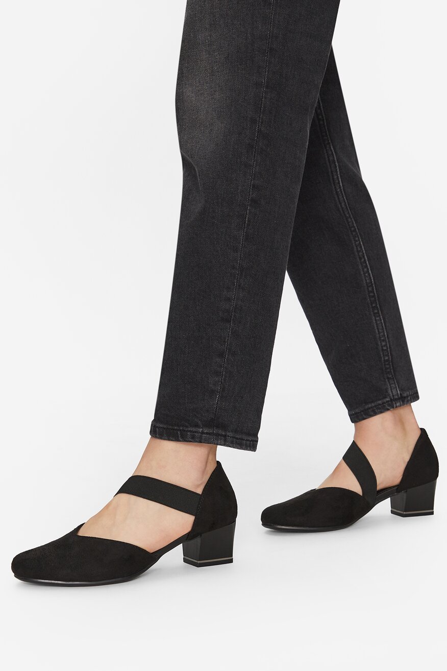 
                Cipele na štiklu Lasocki CRNA - 5906751001875