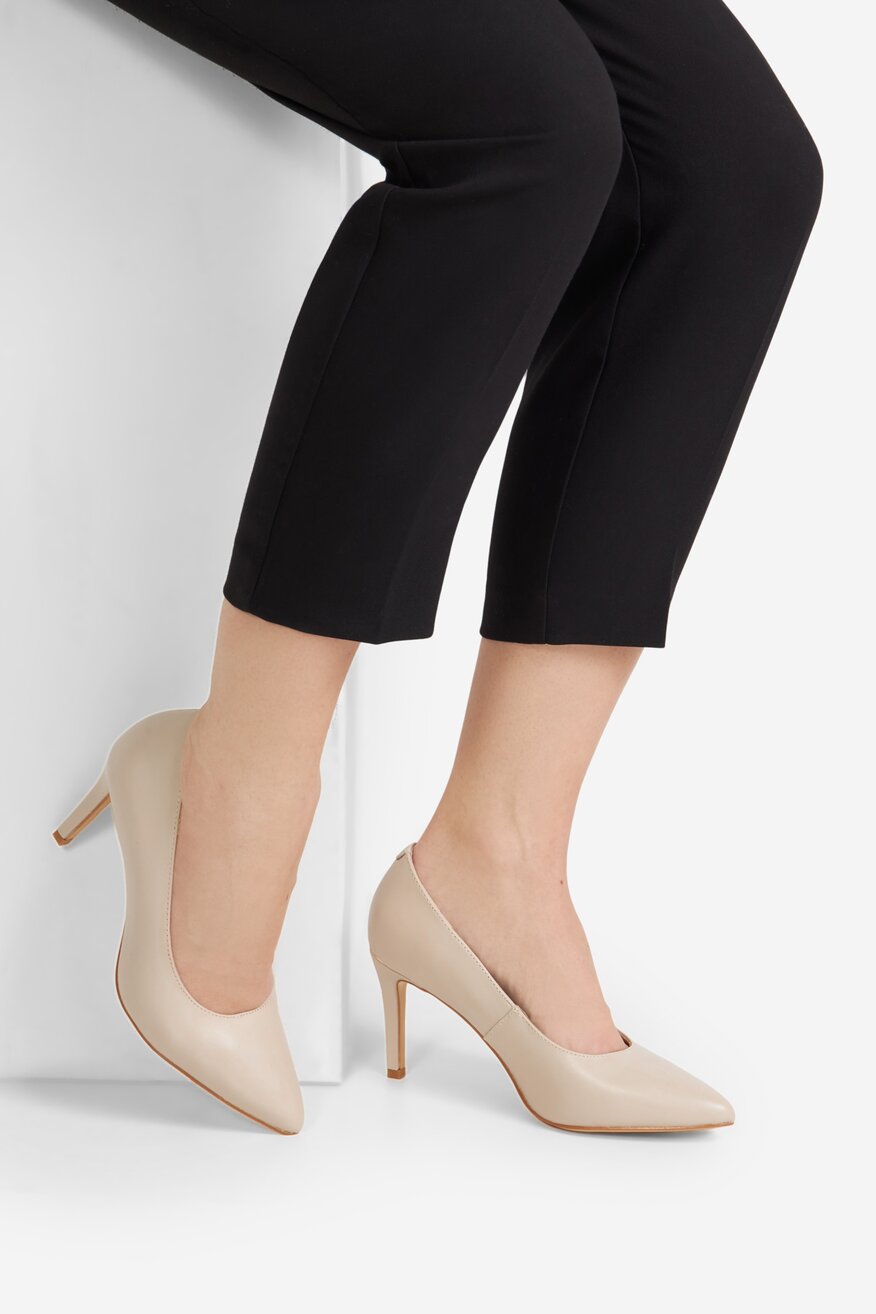 
                Körömcipő Lasocki VILÁGOSBÉZS - 5903698169736