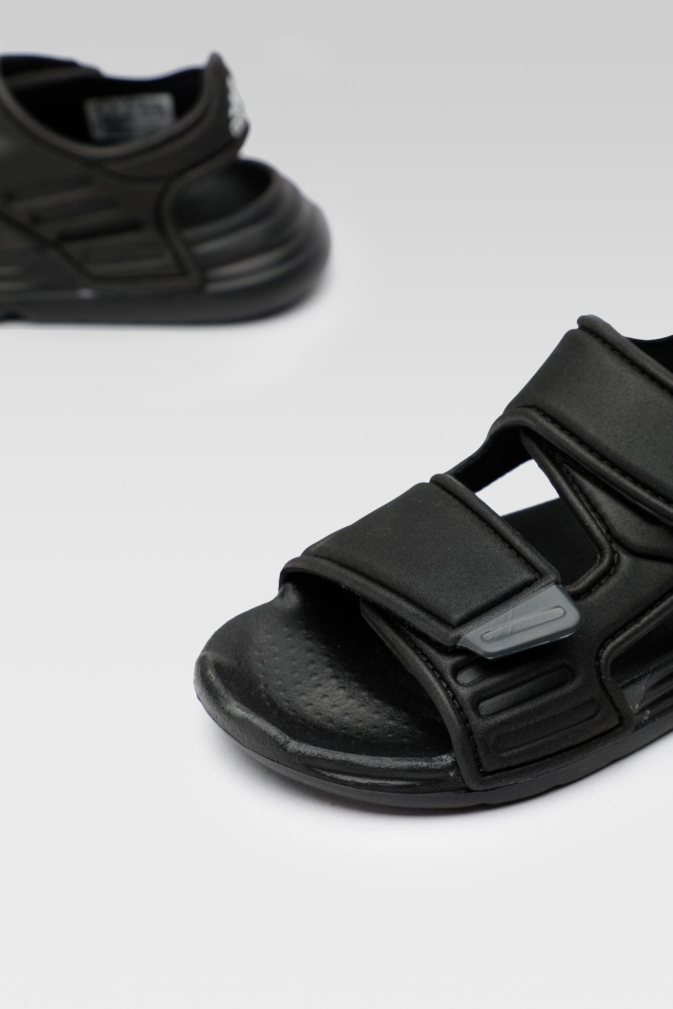 Sandały adidas ALTASWIM C GV7802 Czarny