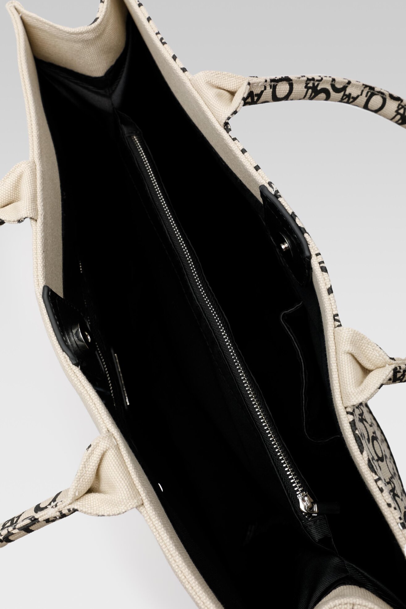 Torebka Quazi MQT-J-037-10-01 Czarny