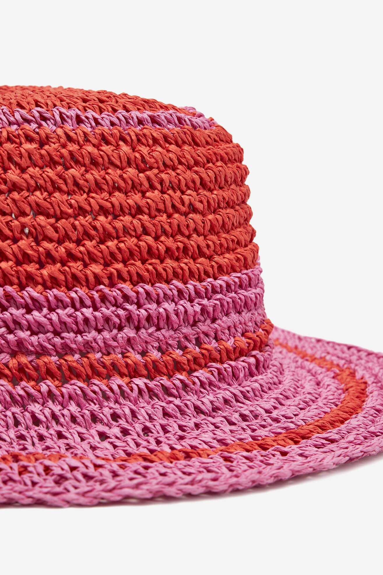 Дамска шапка DeeZee DK240523-01 РОЗОВ