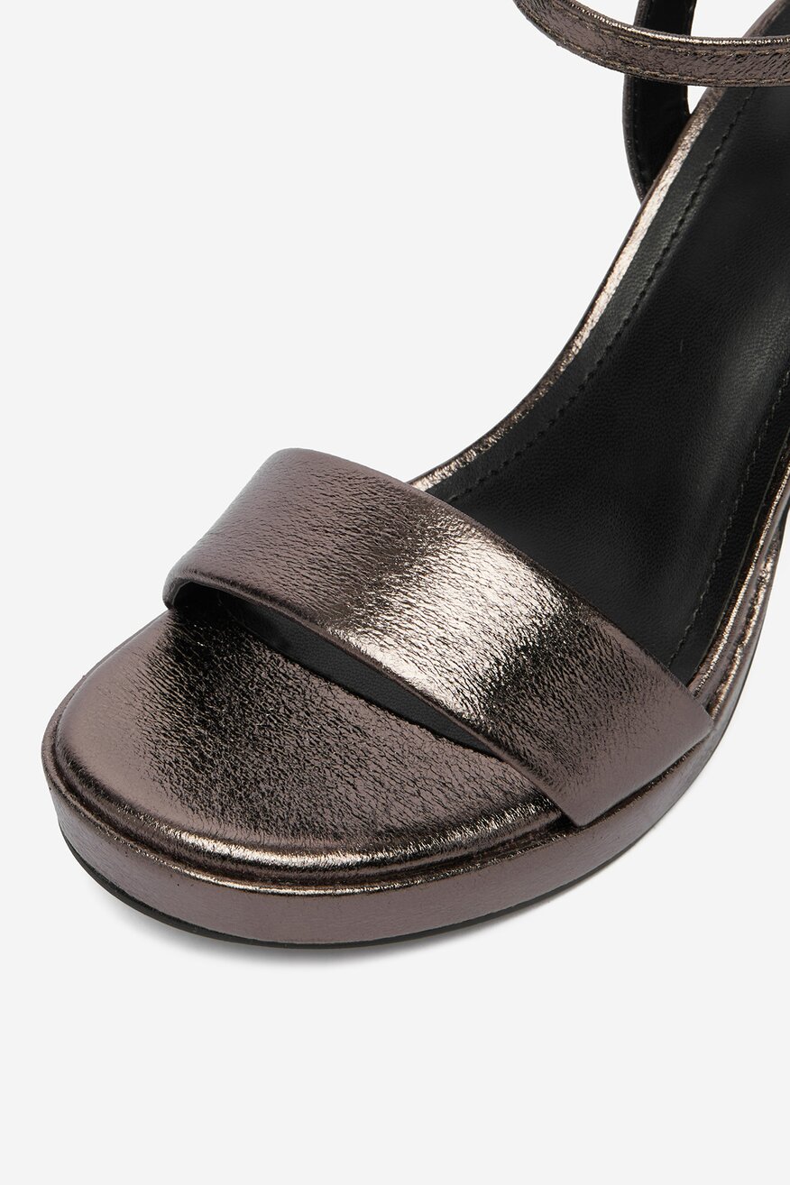 
                DeeZee - Sandały - 5906751863794