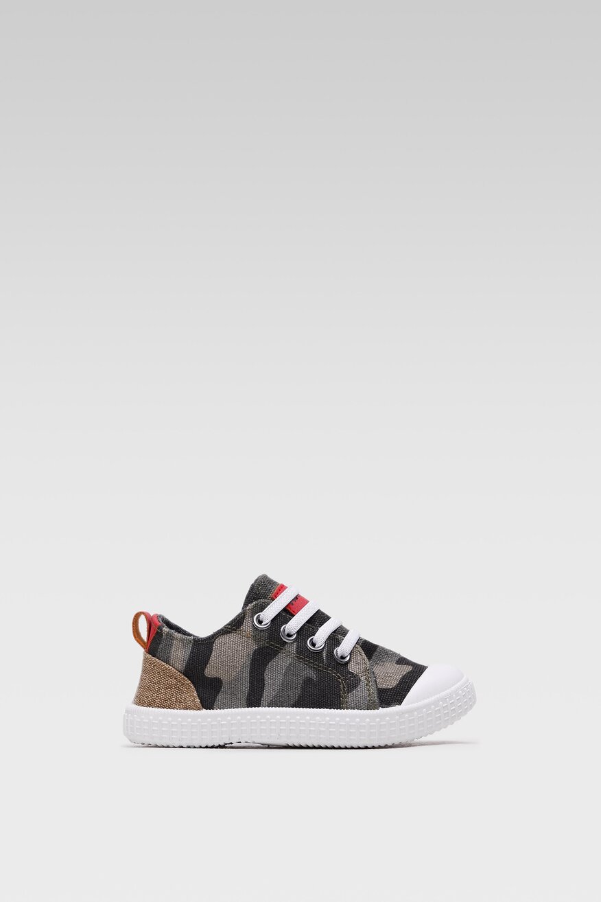 
                Sportska obuća Action Boy TAMNO BEŽ - 5904248186883