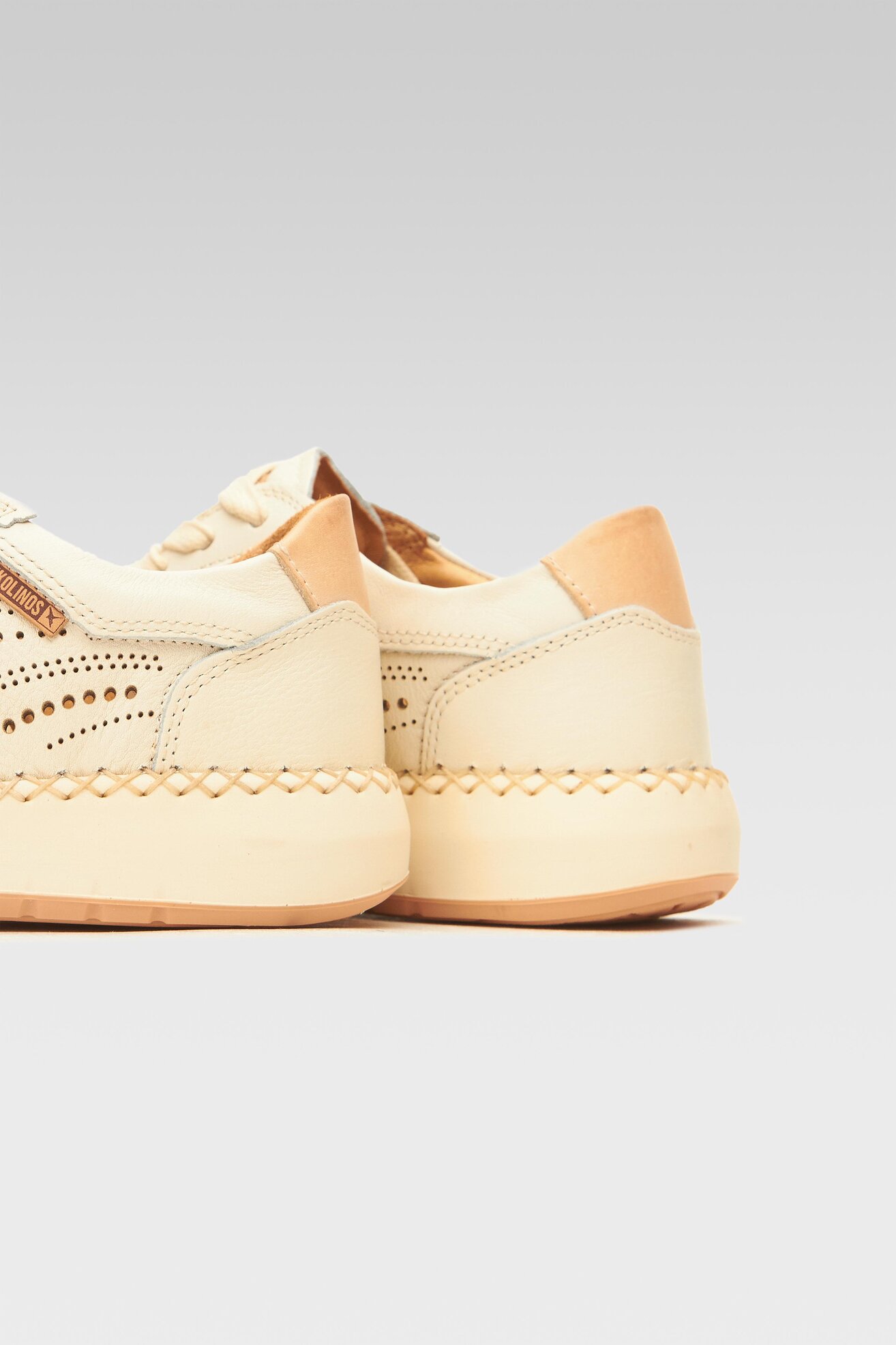 Sneakers Pikolinos W6B-6996 Biały