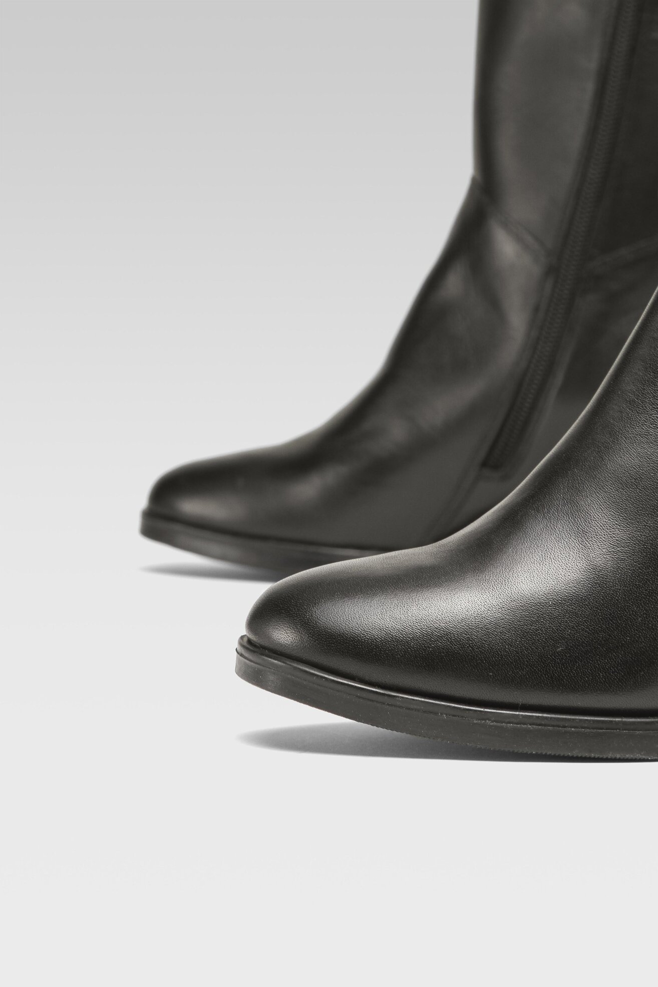 Kozaki Lasocki ARC-MITO-11 Czarny