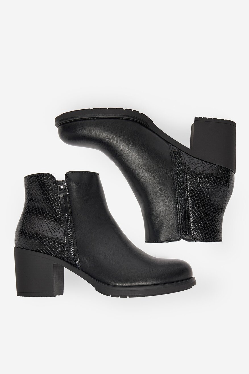 
                        Kratke čizme Clara Barson CEO-WS6317-02 CRNA - 5906751395424