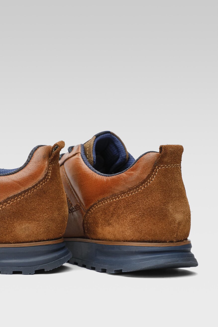 
                Bugatti - Półbuty skórzane - 5904248895143