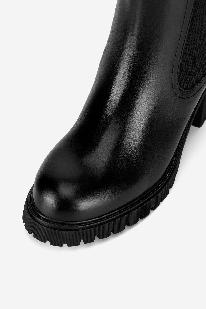 
                Kratke čizme Lasocki CRNA - 5903419358654