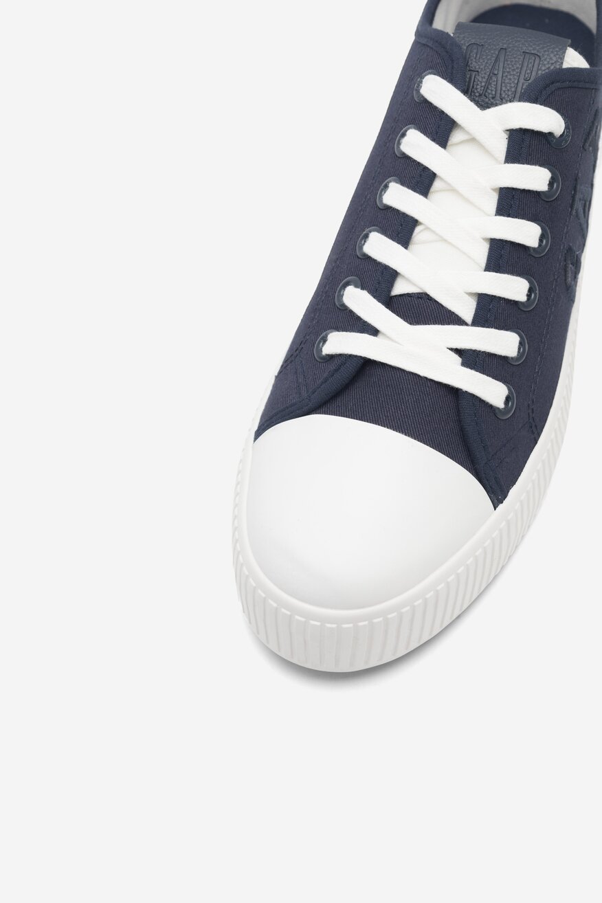 
                GAP - Trampki - 2230042197910