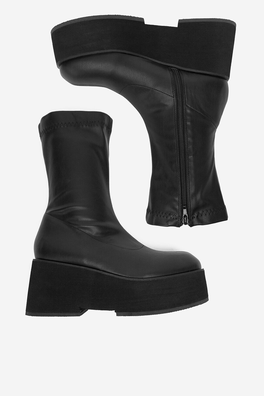 
                Боти DeeZee ЧЕРЕН - 5904410912326