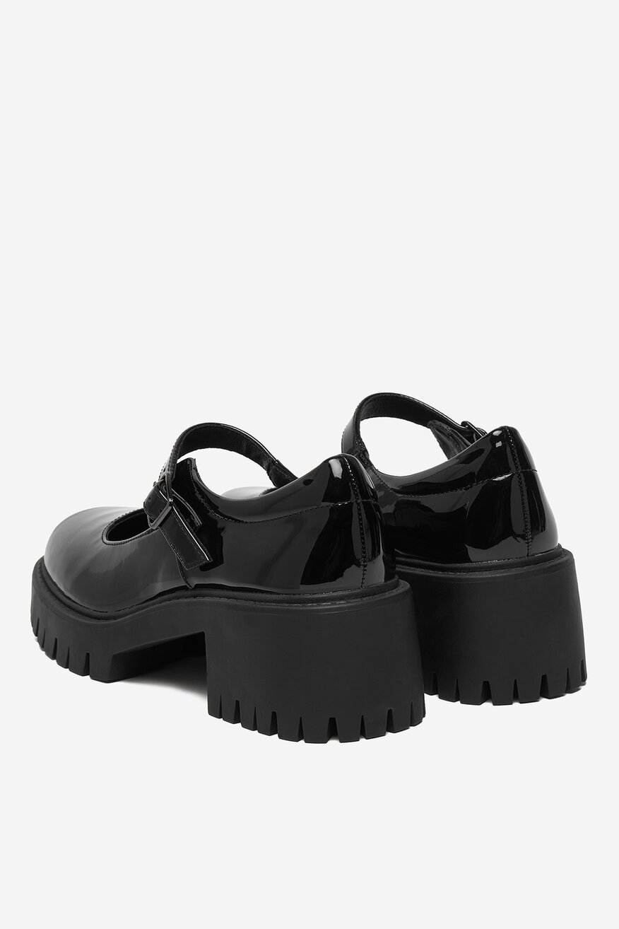 
                DeeZee - Półbuty - 5906751843703