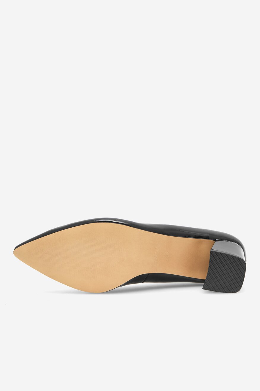 Körömcipő Lasocki FEKETE - 5905588313694