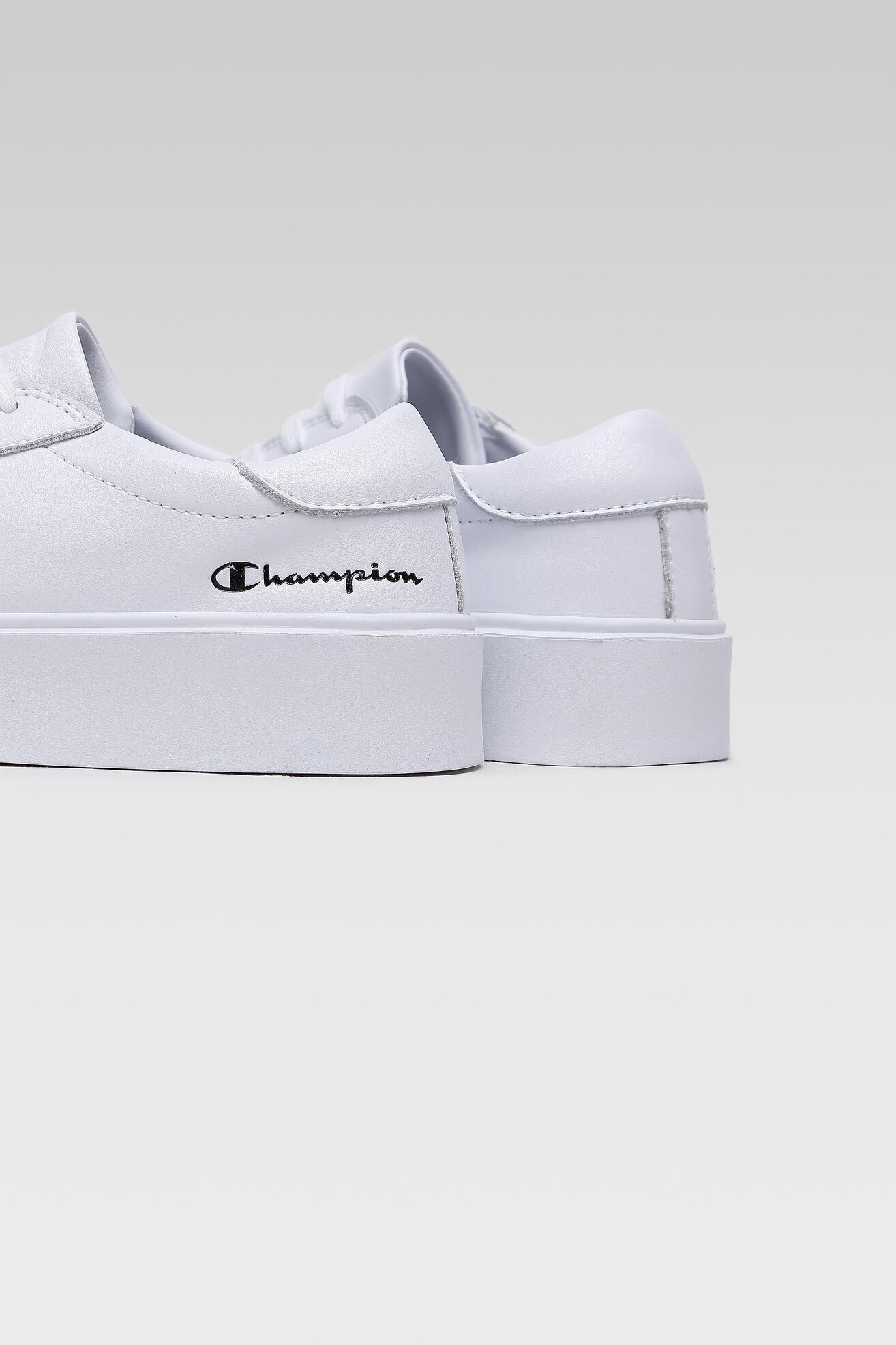 Încălțăminte sport Champion HAMPTON S11326-WW001 ALB