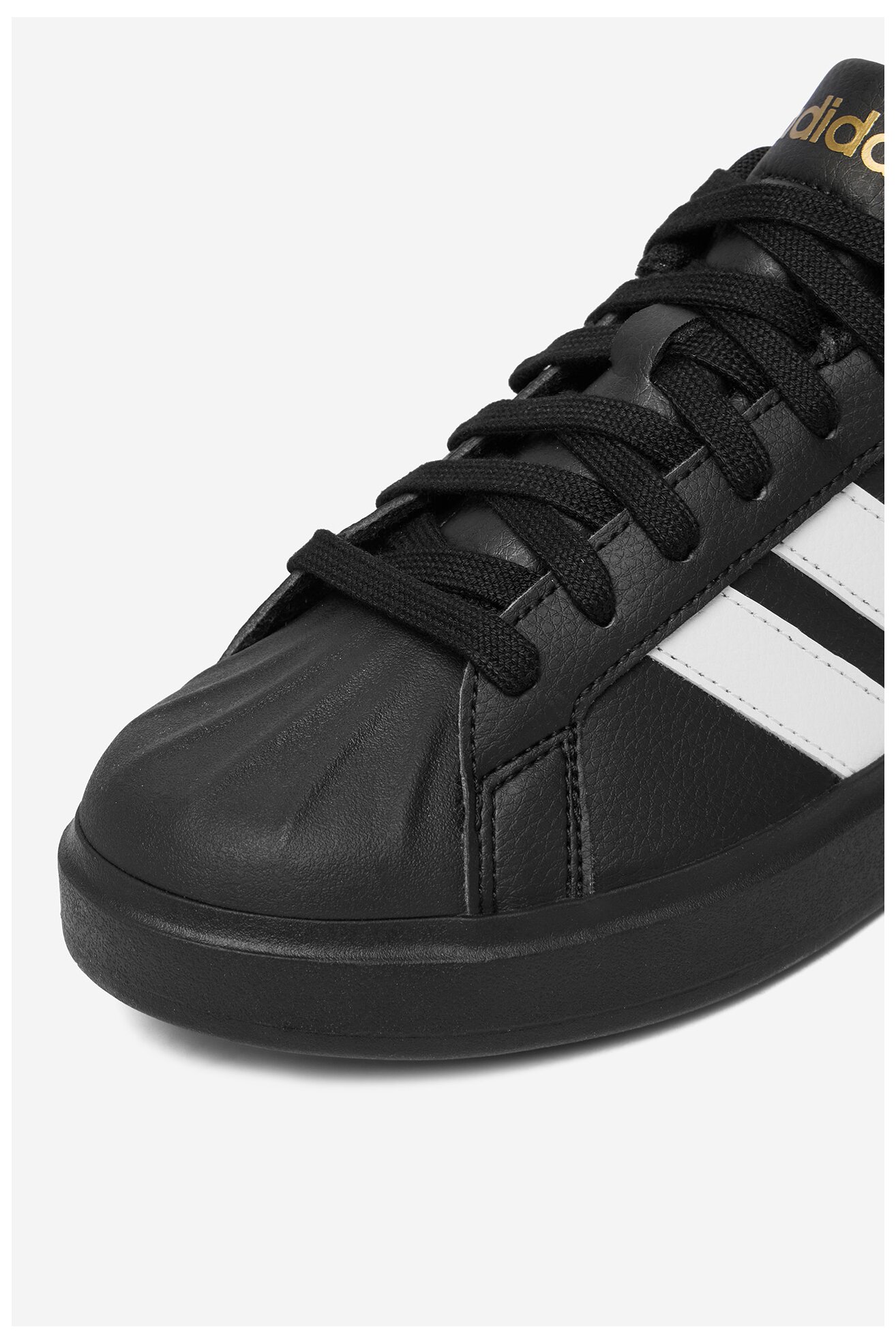 Obuwie sportowe adidas CEO-STREETTALK JP8276 W Czarny